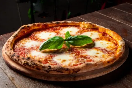 Kavurmalı Pizza
